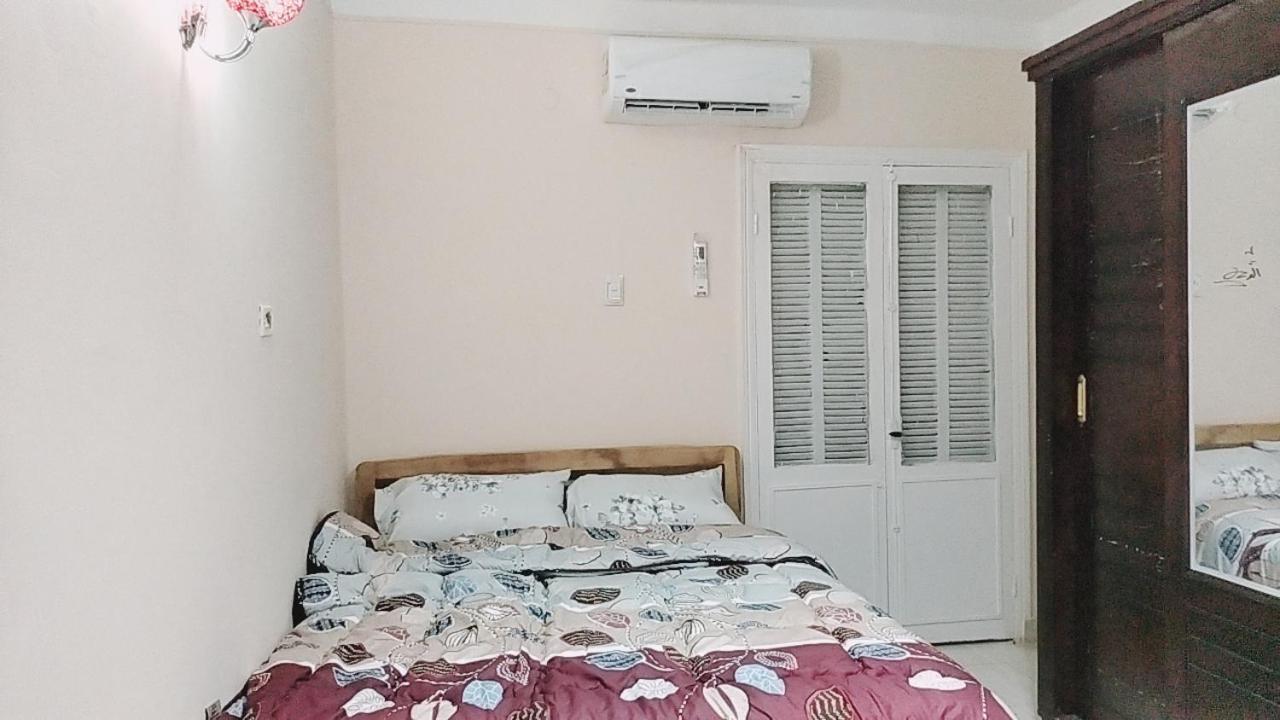 Family Apartment - Next To Abdeen Palace And Museum El El Cairo Exterior foto